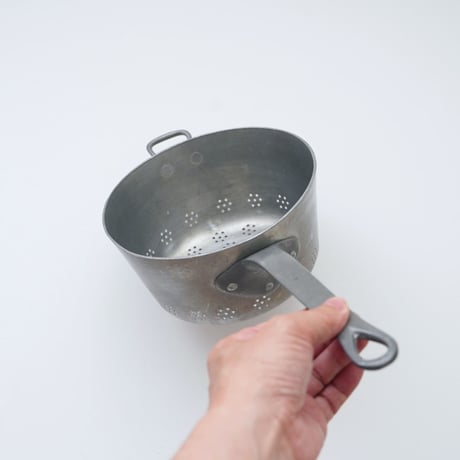 フランス・ビンテージ調理器具 / アルミ水切り  -2025/07 ①