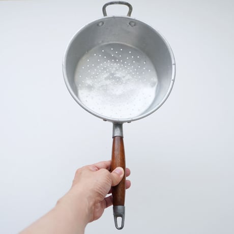 フランス・ビンテージ調理器具 / アルミ水切り -2025/07 ②