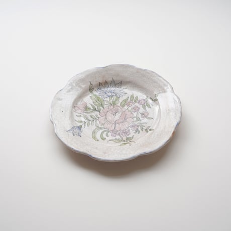 優しい色合いの薔薇の絵皿
