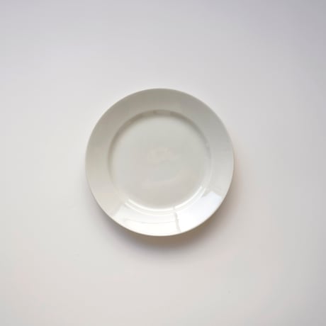 フランス・白いサルグミンヌのお皿⑦