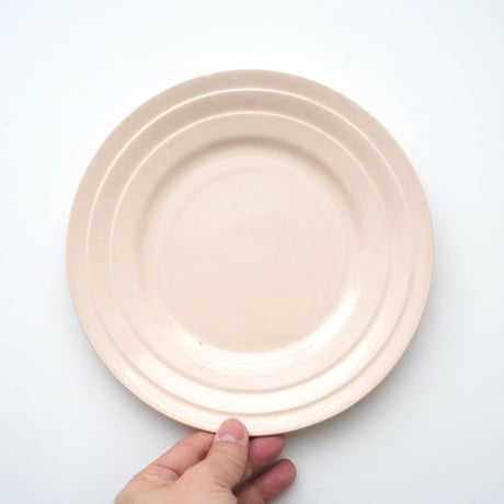 ピンクのケーキ皿 ②