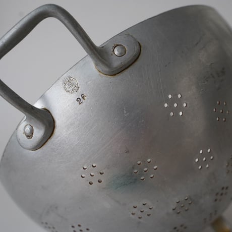 フランス・ビンテージ調理器具 / アルミコランダー 2025/07②