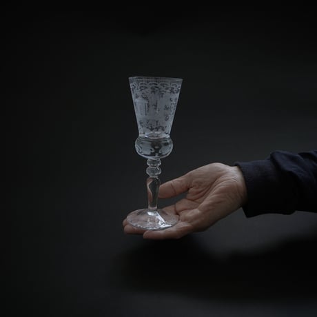 鳥のエングレービング・脚付グラス