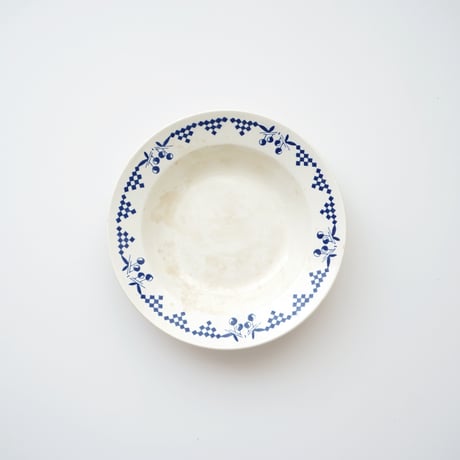 さくらんぼのスープ皿 ①