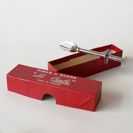 フランス・つまみあげ器 /  赤い箱入り