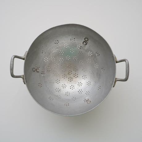 フランス・ビンテージ調理器具 / アルミコランダー 2025/07①