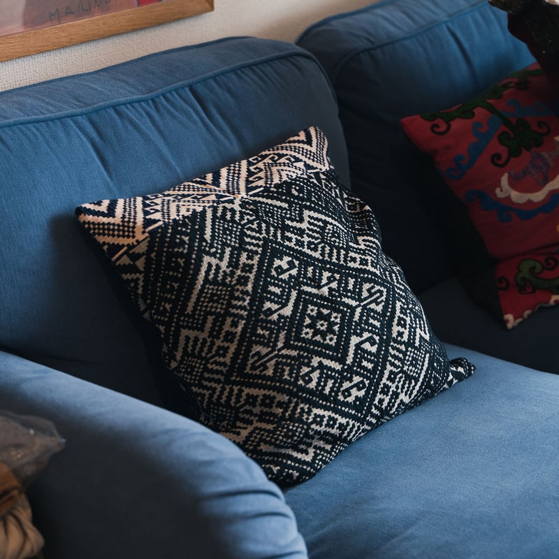 藍染古布クッションカバー 常吉さま専用 藍染古布四角繋ぎの座布団