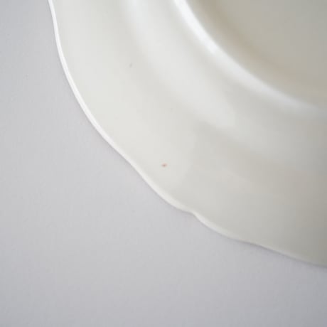 Villeroy & Boch・薄い赤色ケーキ皿⑨