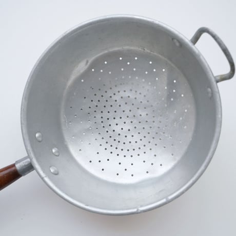 フランス・ビンテージ調理器具 / アルミ水切り -2025/07 ②