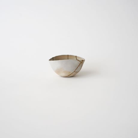 渡辺隆之 / 碗 （白）・金継ぎ
