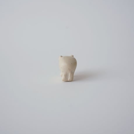 癒しのカバの置き物
