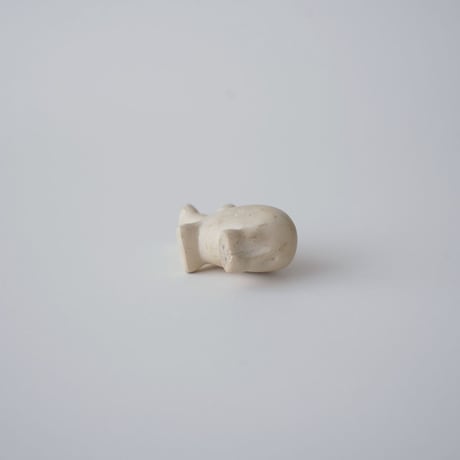 癒しのカバの置き物