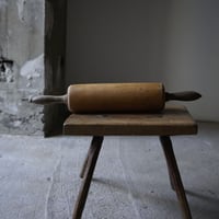 古い大きな生地を伸ばす棒