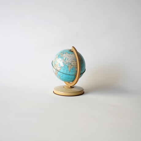 おもちゃの地球儀