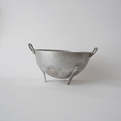フランス・ビンテージ調理器具 / アルミコランダー 2025/07①