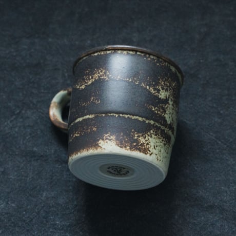 ノルウェー Porsgrund（ポシュグルン）Lava（ラーヴァ）シリーズのカップ＆ソーサー