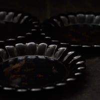 黒うるしのフリル
