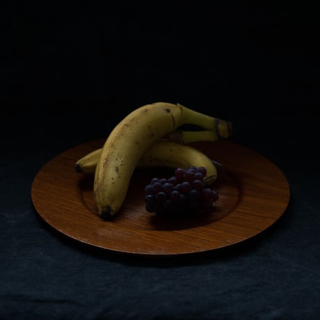 プライウッドの大きな薄いお皿