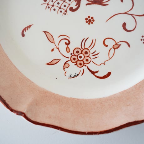 Villeroy & Boch・薄い赤色ケーキ皿③