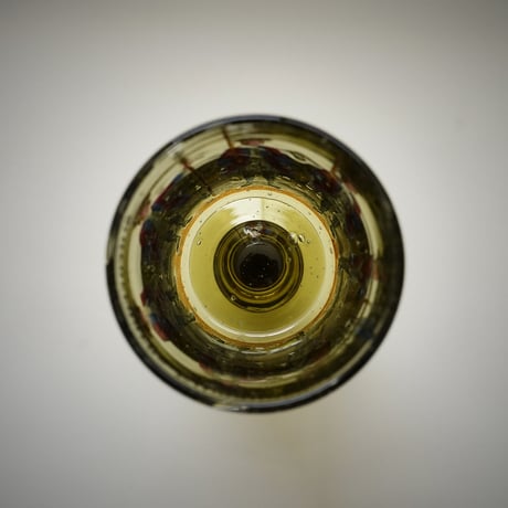 兵隊さんデザインの強そうな脚付グラス / 1