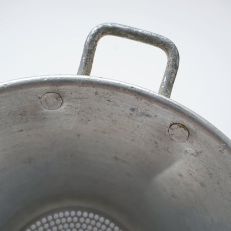 フランス・ビンテージ調理器具 / アルミの漉し器- 2025/07