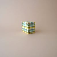 ドイツ / チェック柄の缶に見える陶器の箱・金継ぎ
