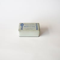 フランス・アンティーク / ブリキ缶 ② 水色