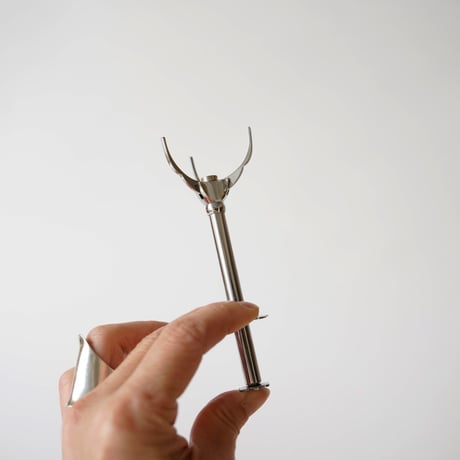 フランス・つまみあげ器 /  赤い箱入り