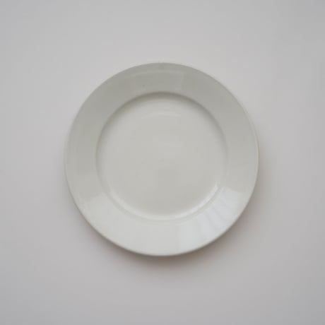 サルグミンヌ・ ビストロ皿