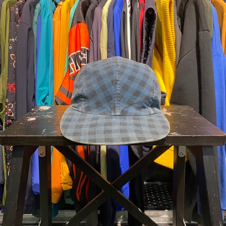 GAP 90S CORDUROY CHECK JET CAP BLUE/BLACK 17976