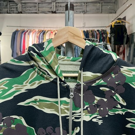 DENIM TEARS GREEN CAMO COTTON WREATH ZIP HOODIE XL 04798