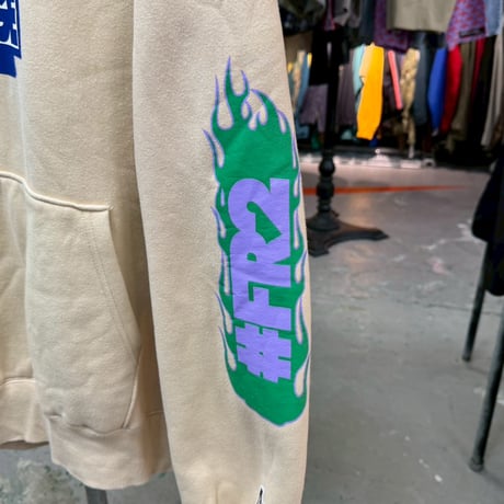 FR2 × XLARGE COLLABORATION WITH HOODIE BEIGE XL 92322