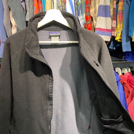 PATAGONIA R4 FLEECE JACKET BLACK MEDIUM 25413