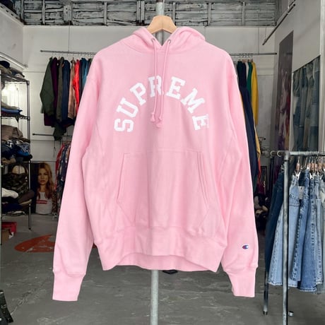 Supreme × CHAMPION 25SS HOODED SWEATSHIRT PINK MEDIUM 57292