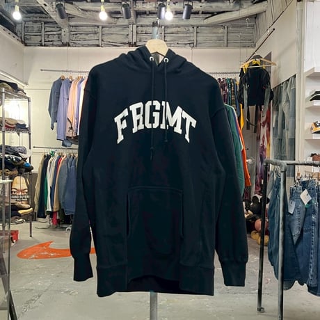 FRAGMENT UNIVERSITY HOODIE BLACK LARGE 17590