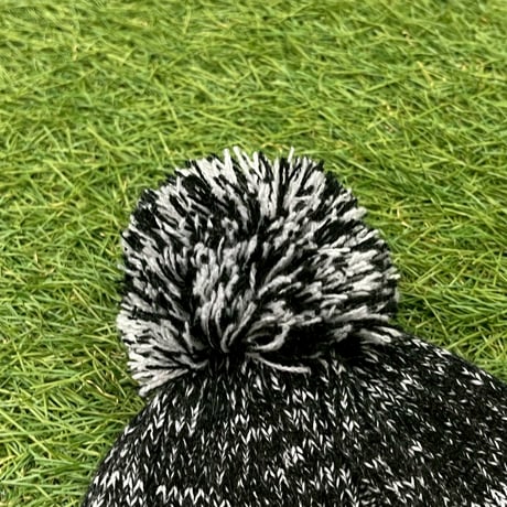 STUSSY POM POM BEANIE BLACK O/S 62717
