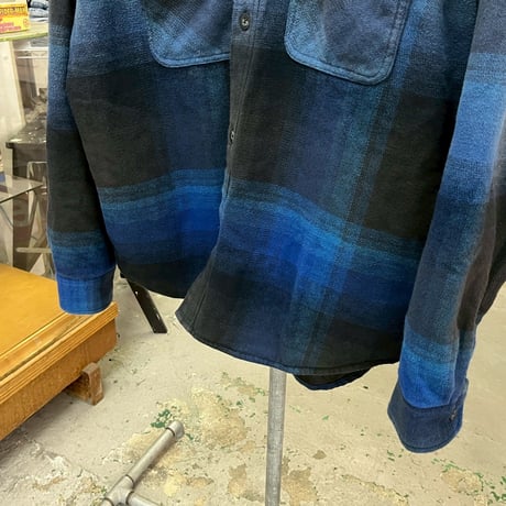 Supreme QUILTING LINED HOODED FLANNEL SHIRT BLUE LARGE 47236