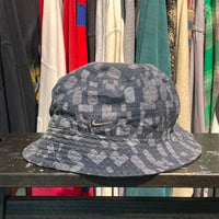 NIKE 00S REVERSIBLE HAT NAVY/BLUE 25114