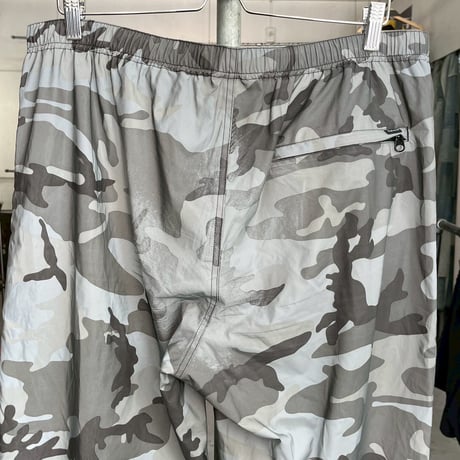 Supreme REFLECTIVE CAMO WARM UP PANT XL 56023