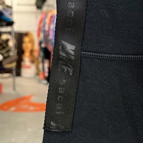 NIKE × sacai NRG SIDE LINE FLEECE PANT BLACK MEDIUM CZ4698-010 23130