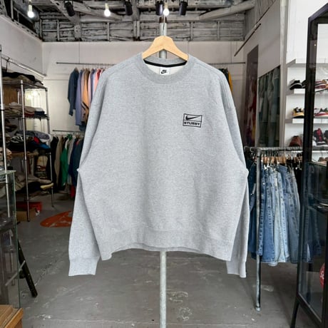 NIKE × STUSSY OVERSIZED CREWNECK SWEAT DO9337-063 GREY MEDIUM 76710