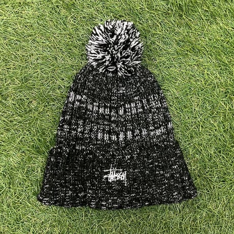 STUSSY POM POM BEANIE BLACK O/S 62717