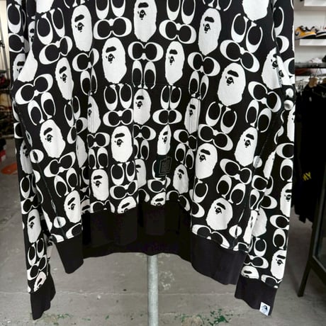 A BATHING APE × COACH LOGO AOP SWEAT HOODIE WHITE/BLACK XL 001PPH731901C 73971