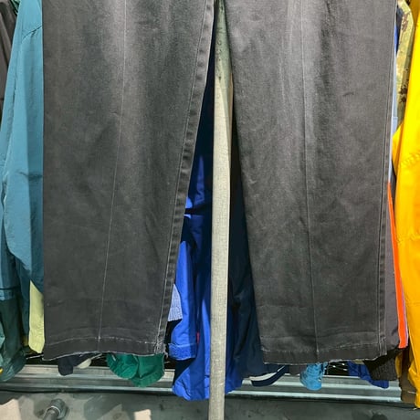 DICKIES 2TAC TAPERED CHINO PANT BLACK FITS MEDIUM 40854