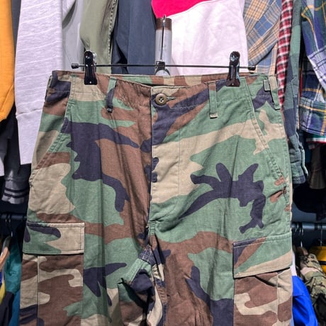 US ARMY CAMOUFLAGE CARGO PANT SMALL-REGULAR 29292