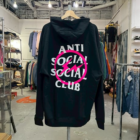 ANTI SOCIAL SOCIAL CLUB × FRAGMENT ASSC BOLT SWEAT HOODIE BLACK/PINK XL 17547