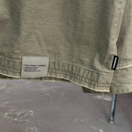 NEIGHBORHOOD UNTRIMMED ZIP LS SHIRT  OLIVE DRAB LARGE  251AQNH-SHM06 26923