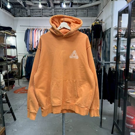 PALACE 	WASHED OUT TRI-FERG HOOD ORANGE XL 96173