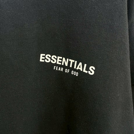 ESSENTIALS FRONT LOGO CREWNECK SWEAT BLACK MEDIUM 17573
