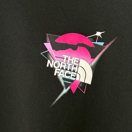 THE NORTH FACE × INVINCIBLE PRINTED GRAPHIC CREW SWEATSHIRT NF0A7QVT BLACK ASIA XL 17544